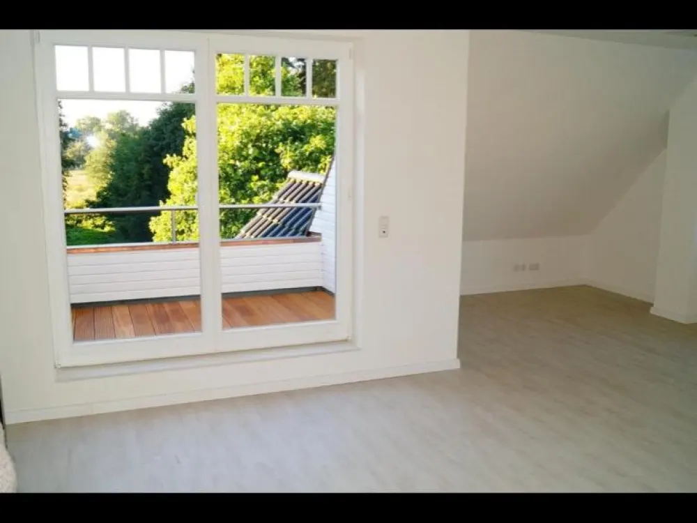 Wunderschöne Maisonette-Wohnung im 1. Obergeschoss (ohne Aufzug).