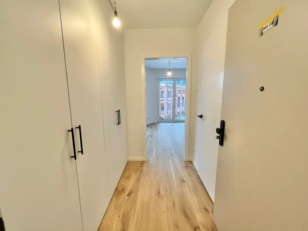 Moderne 1-Zimmer Neubauwohnung (Bj. 2023) für 1 Person mit Balkon und Weitblick