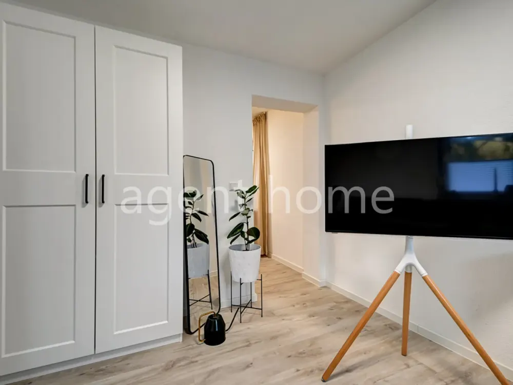 FURNISHED - MODERN AND CENTRAL - 2-Room Apartment in Zuffenhausen