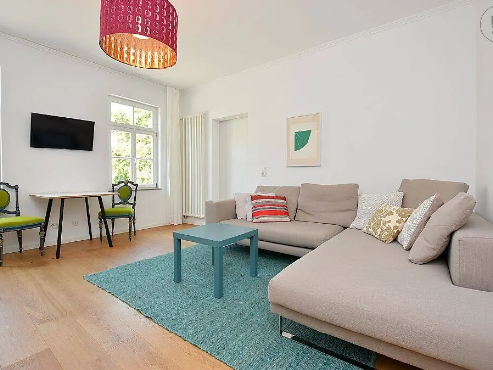 Schicke Wohnung mit Internet in Stuttgart Weilimdorf