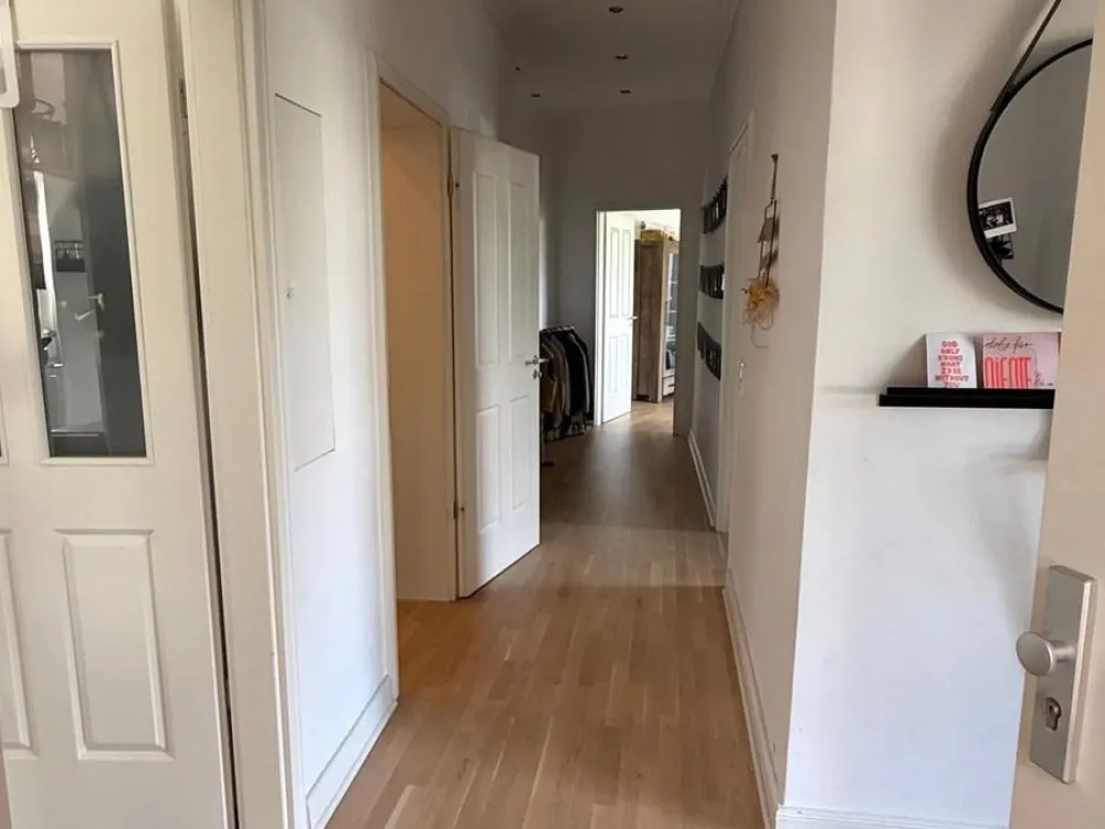 Moderne Altabau 3-Zimmer-Wohnung mit Balkon und zwei Bädern * Nähe Berger Straße*