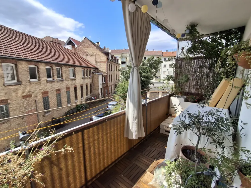 ~ S- WEST HELLE 3 Zi. MIT UNEINSEHBAREN BALKON & AUSBLICK ~