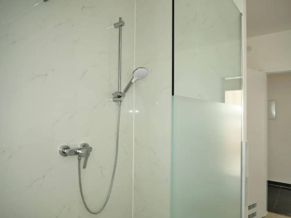 Charmante 2-Zimmer-Wohnung im kernsanierten Altbau in Mögeldorf