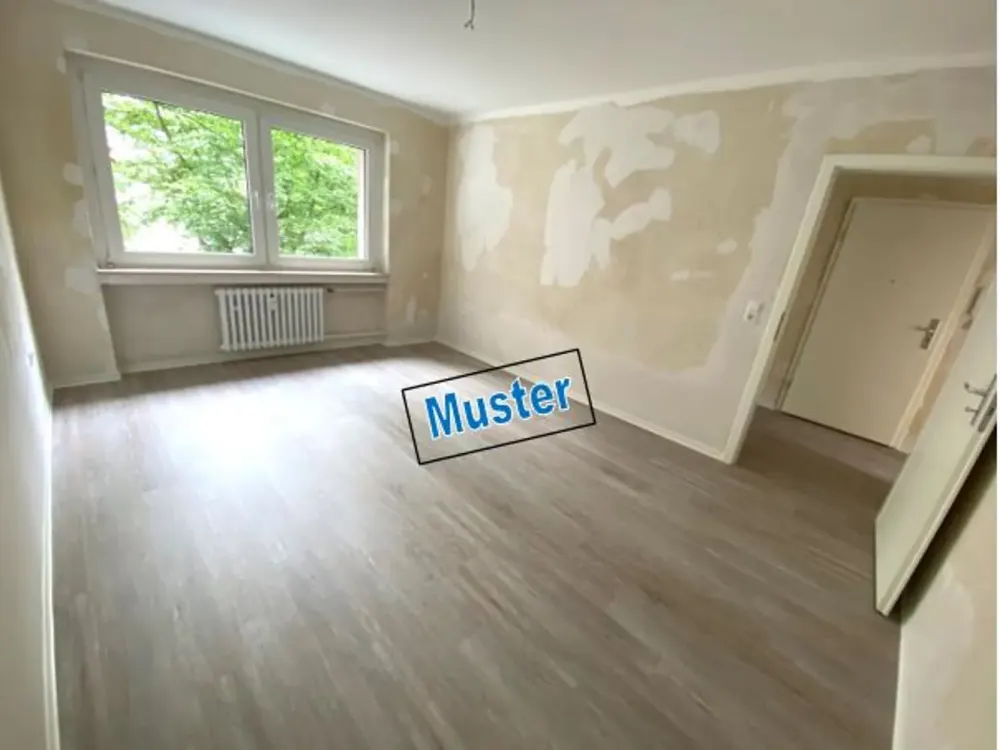 Endlich Zuhause: 2-Zimmer-Wohnung mit neuem Bad, Balkon und Aufzug