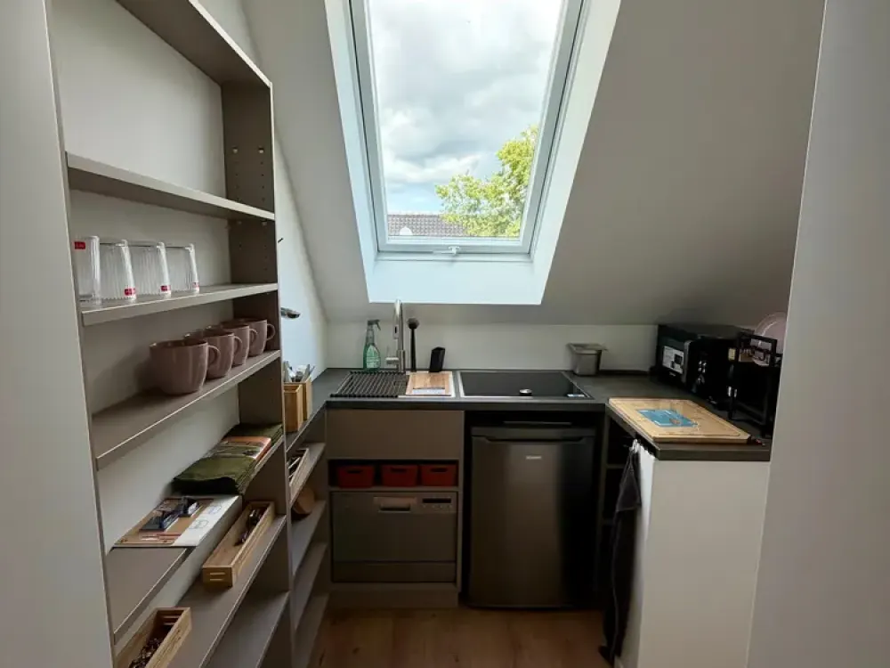 Mobliertes Einzimmer-Apartment mit Balkon in Münster