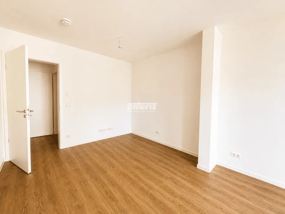 antaris Immobilien GmbH ** 3 Räume, viel Platz & gleich zwei Bäder - Wohnen am Steigereck **