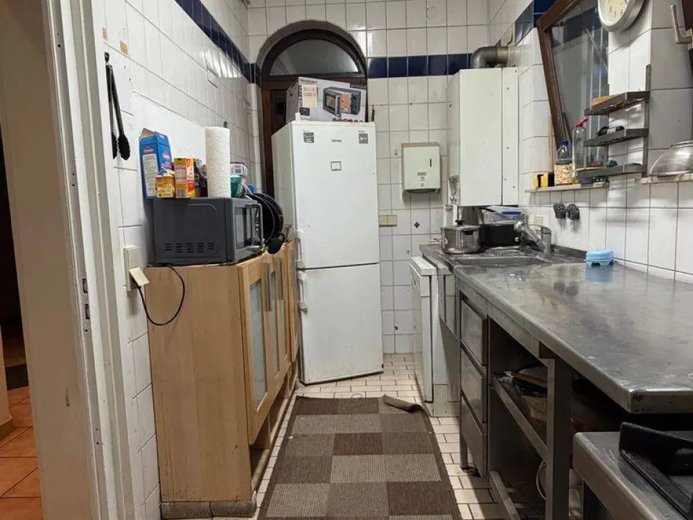 Zimmer in 5er-WG frei, zentrale Lage