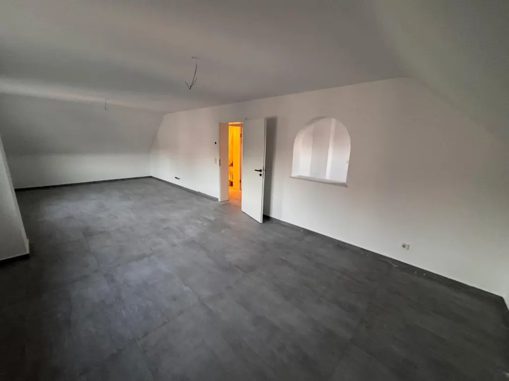 Completely Renovated Rental Apartment in Riegelsberg