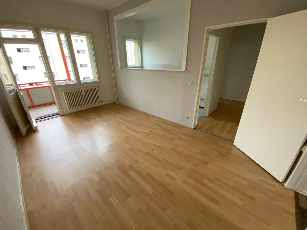 Schöne Wohnung mit Balkon in Alt-Hohenschönhausen ab sofort neu zu vermieten