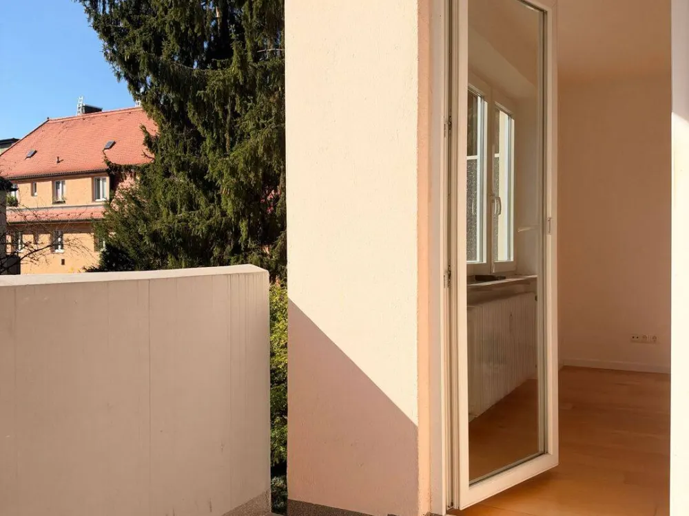 Bright Two-Room Apartment with Balcony - Limited to 20 Months!