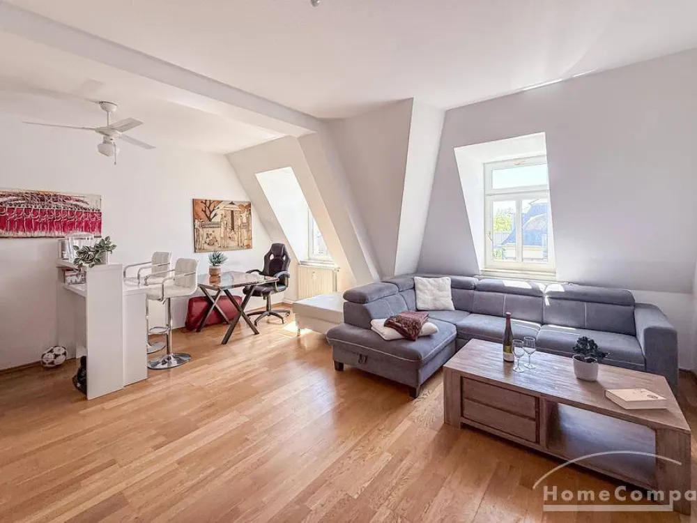 22801 HomeCompany Dresden Möbliert/Furnished 3-Zimmer Maisonette Wohnung in Dresden-Striesen mit Balkon max. 3 Personen