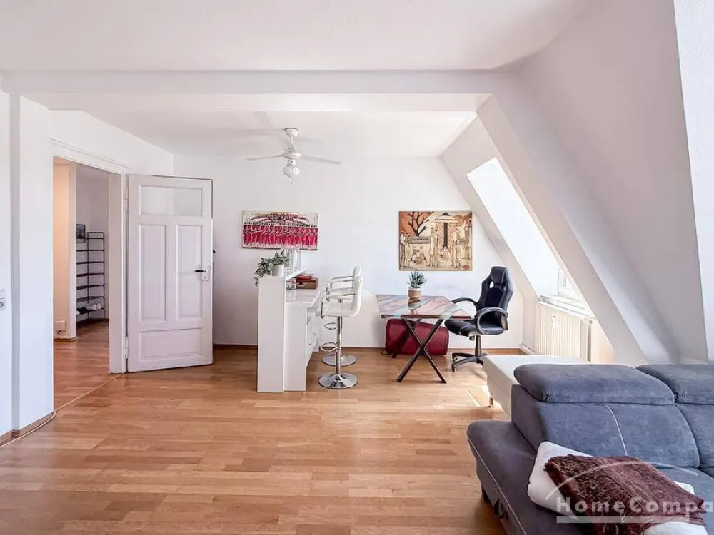 22801 HomeCompany Dresden Möbliert/Furnished 3-Zimmer Maisonette Wohnung in Dresden-Striesen mit Balkon max. 3 Personen