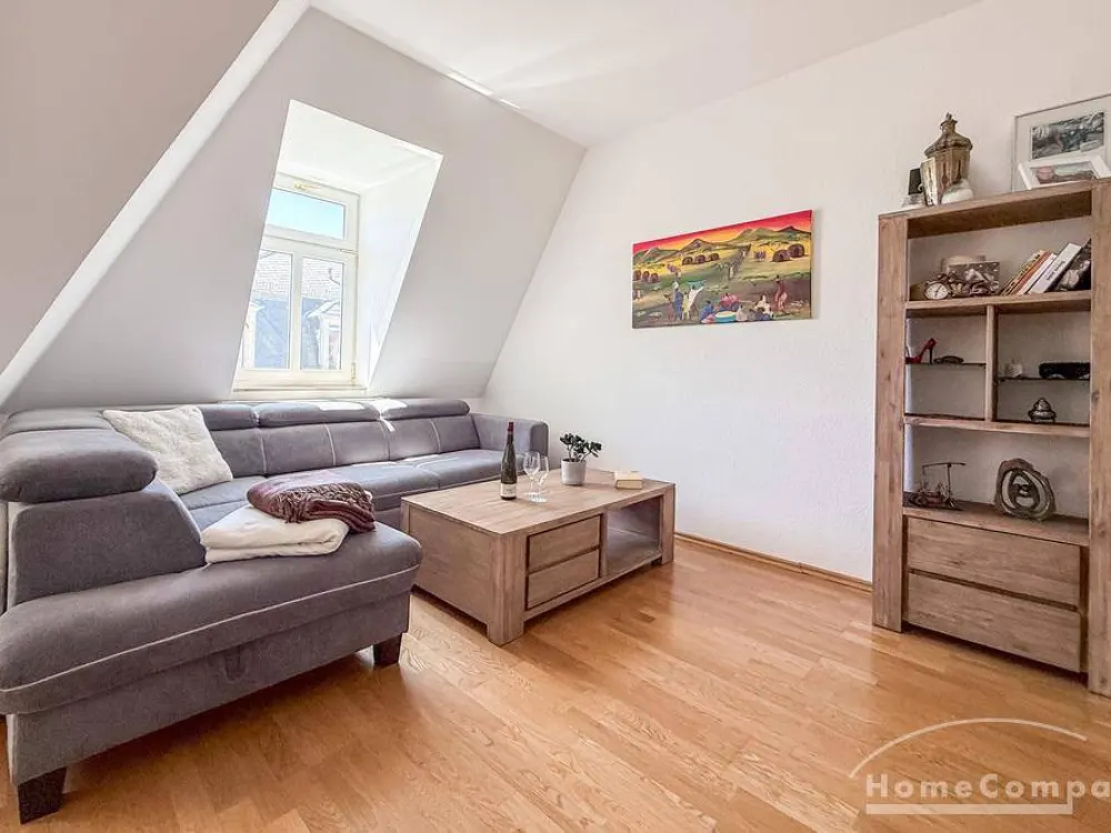 22801 HomeCompany Dresden Möbliert/Furnished 3-Zimmer Maisonette Wohnung in Dresden-Striesen mit Balkon max. 3 Personen