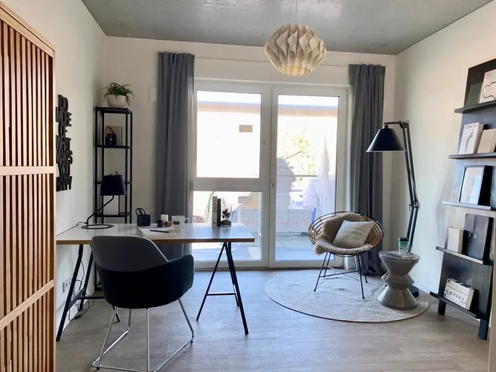 Accommodation for Students/Trainees - Cozy Room in a 3-Person Shared Apartment for Rent