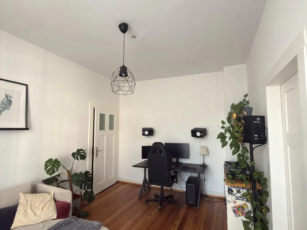2 Zimmer Altbauwohnung mit Balkon, Nauwieser Viertel