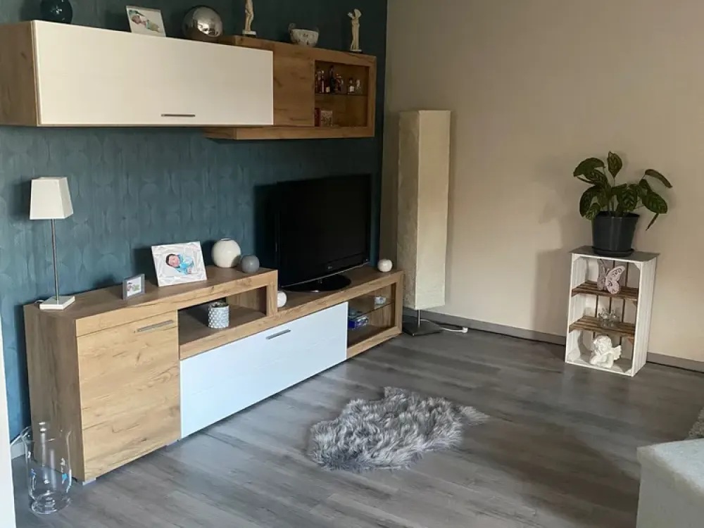 Living with Character: Well-Maintained 3-Room Attic Apartment in Paderborn