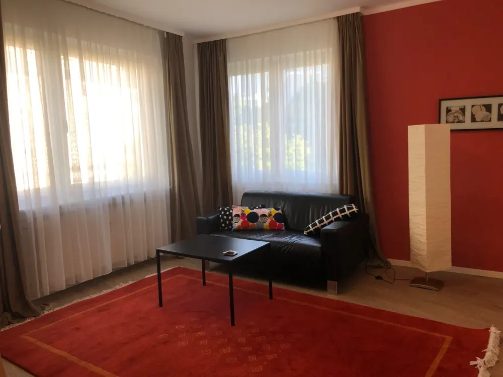 Furnished 1-Room Apartment in Frankfurt Westend-Süd