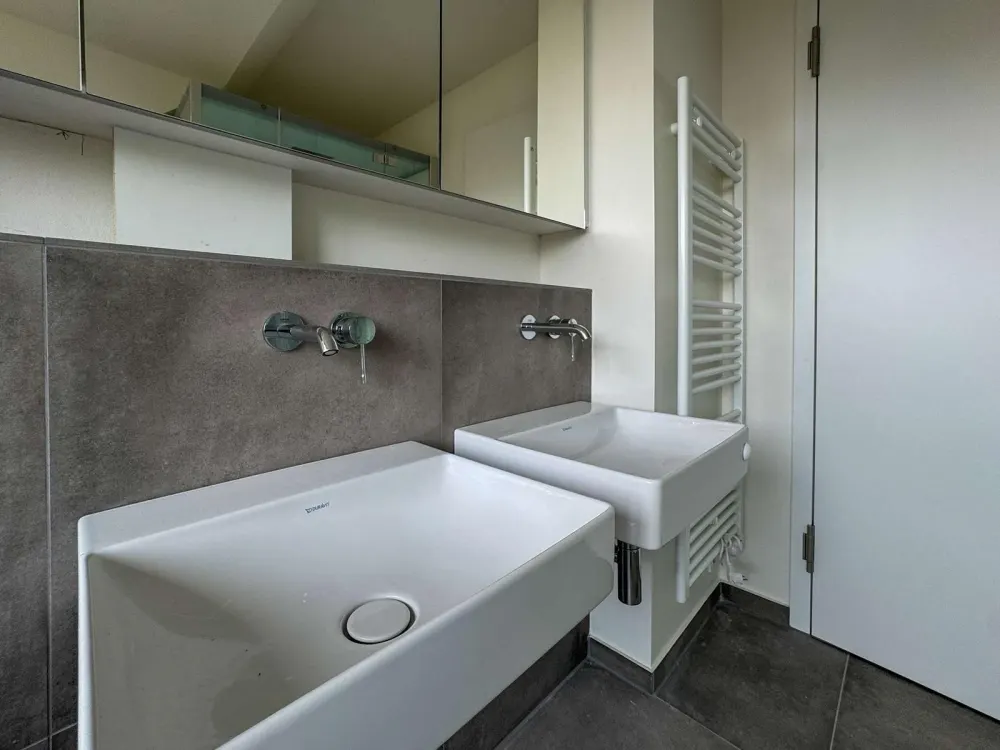 Wohnen am See: 3-Zi-Whg. mit Balkon inkl. Seeblick und Gäste-WC