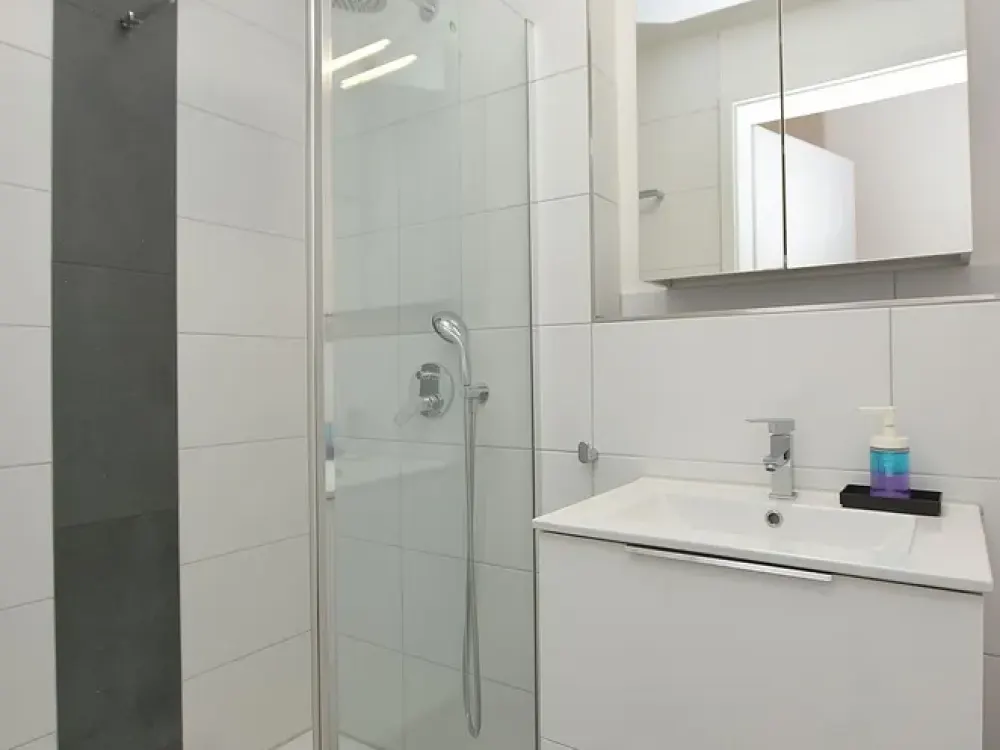Modern Furnished New-Build Apartment in Rutesheim Perouse