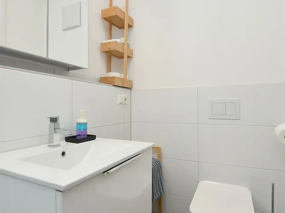 Modern Furnished New-Build Apartment in Rutesheim Perouse