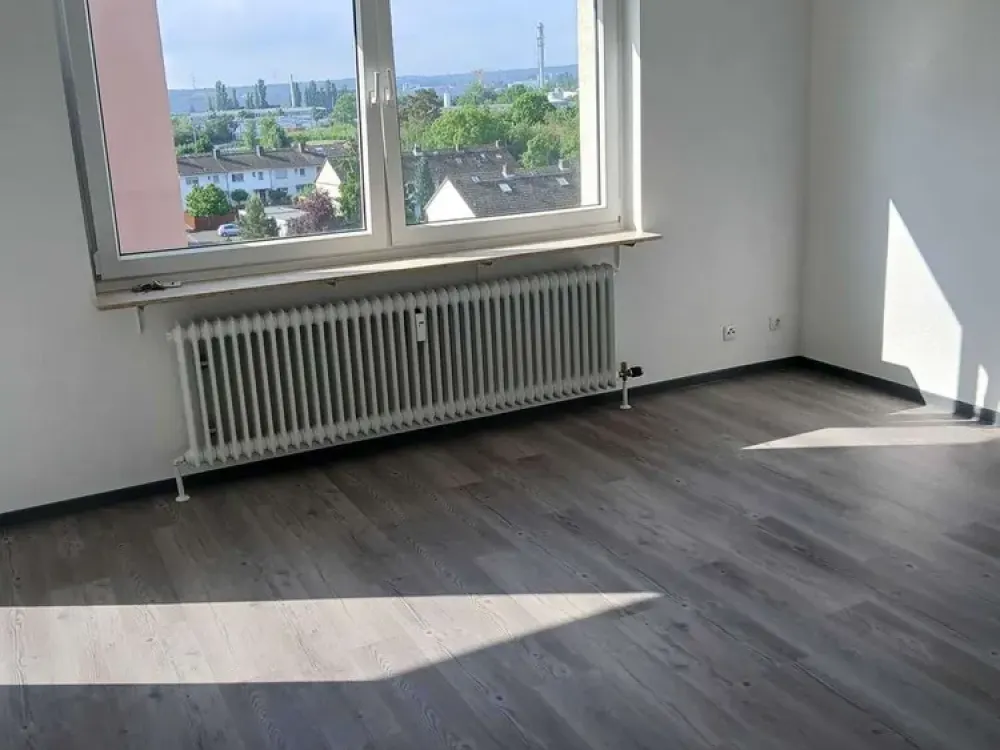 Neu renovierte 4 Zimmer Wohnung in Dietzenbach