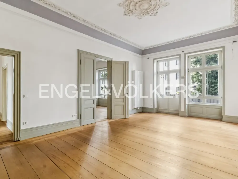 Topsaniertes Stilaltbau-Juwel mit Garten