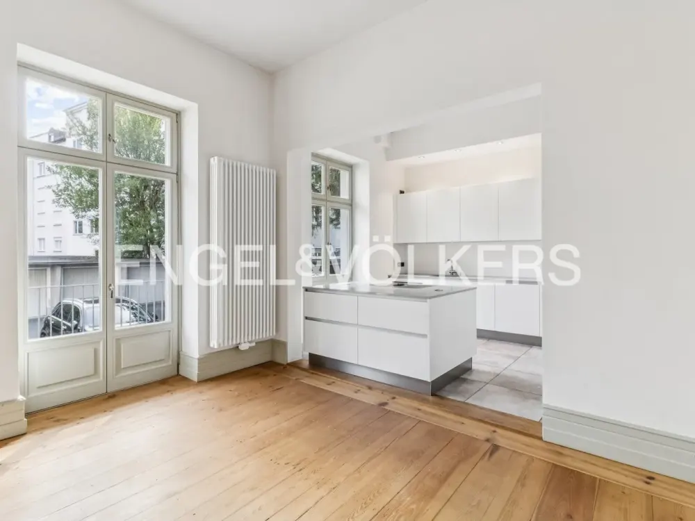 Topsaniertes Stilaltbau-Juwel mit Garten