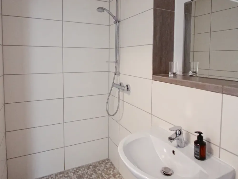 UTES Studentshome: Voll möblierte Apartments in Darmstadt // fully furnished rooms in Darmstadt