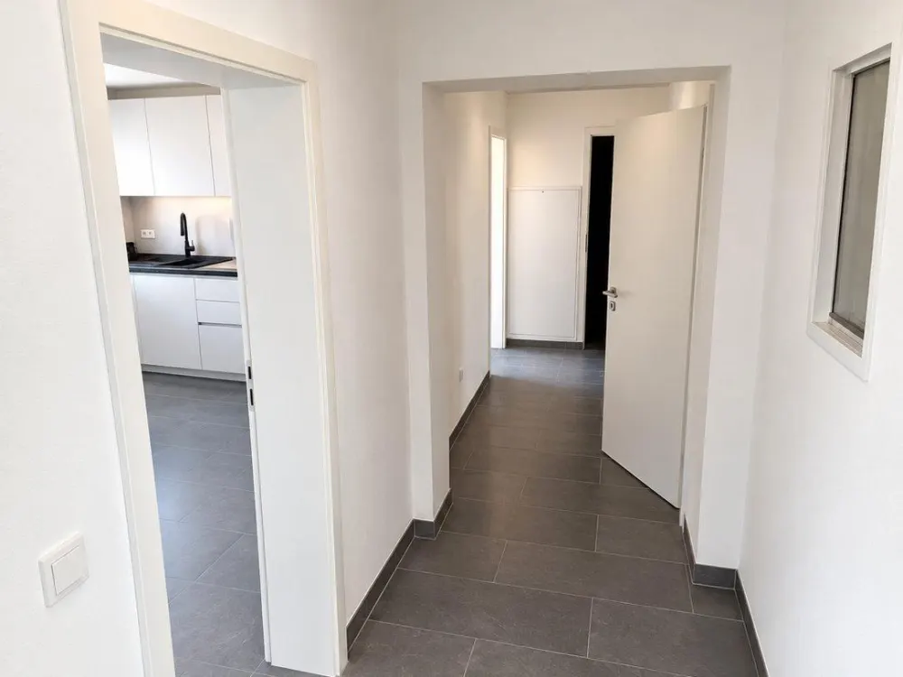 Erstbezug 4-Zimmer-Wohnung(Kernsaniert) in der Oststadt / Zentrum