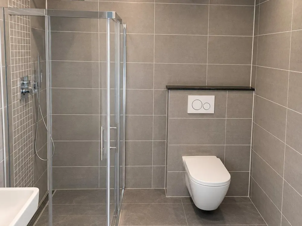 Erstbezug 4-Zimmer-Wohnung(Kernsaniert) in der Oststadt / Zentrum