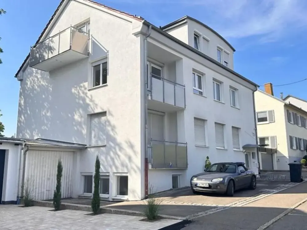 Lakeview-Loft! 3 room (2 Br) apartment in Böblingen - available from Mai 29.