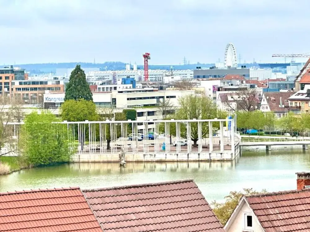 Lakeview-Loft! 3 room (2 Br) apartment in Böblingen - available from Mai 29.