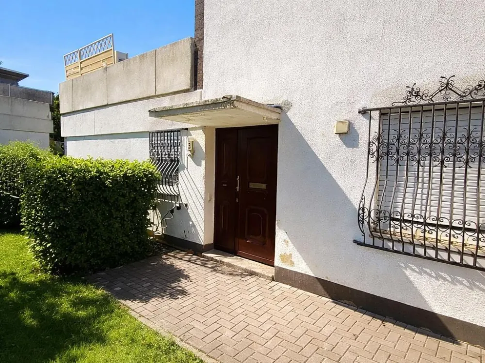 Großzügige 5-Zimmer-Wohnung mit ca. 130 m²,