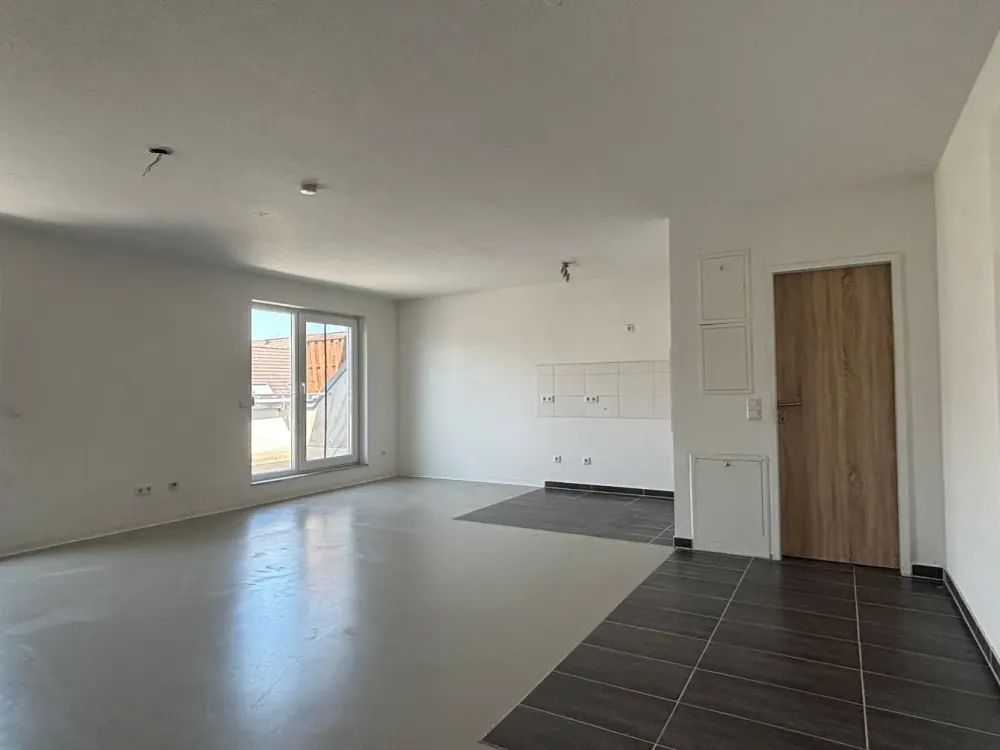 Moderne 2 Zimmer Wohnung auf zwei Etagen mit Balkon!