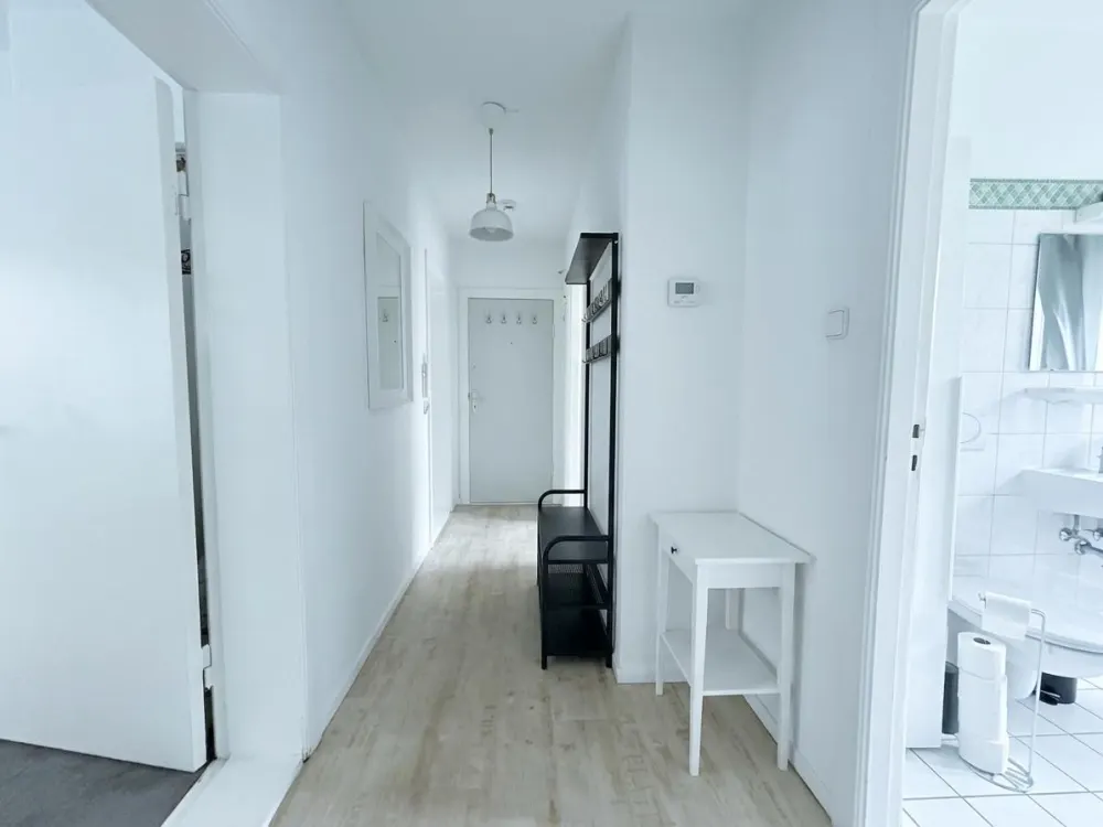 Attraktive 2,5-Zimmer-Wohnung im Hochparterre in Wedel, Wentzel Dr.