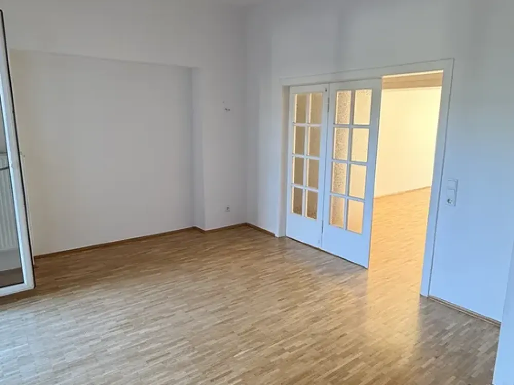Großzügige Maisonettewohnung mit großer Terrasse in Düsseldorf-Unterbilk