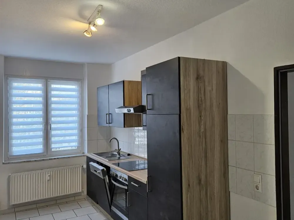 Ab Sofort-Schöne 75m² Wohnung (Innenstadt Dortmund): 3 Zimmer, Einbauküche, Bad m. Fenster/Gäste WC