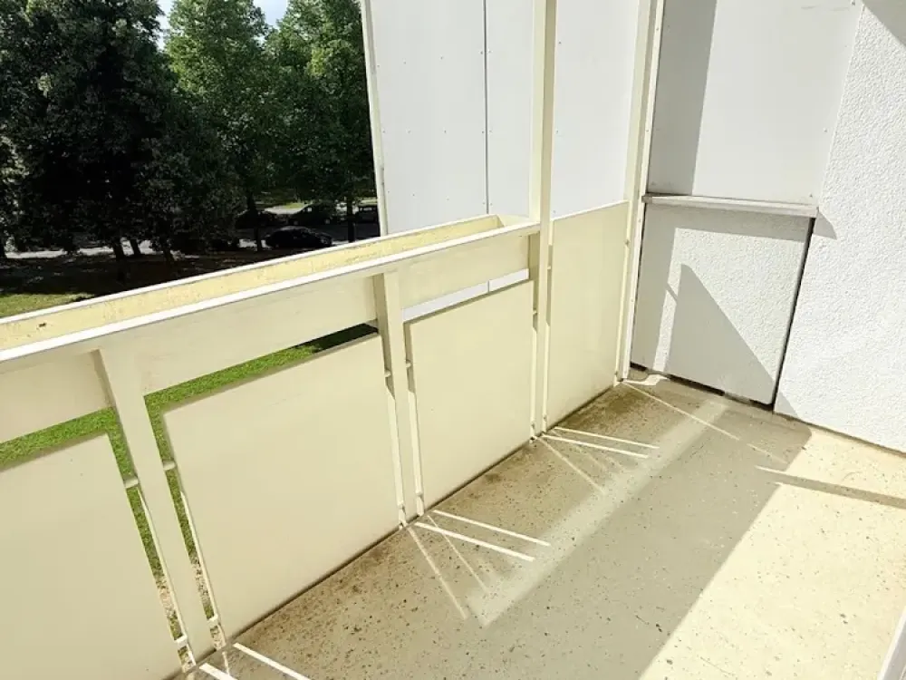 Lichtdurchflutete 3-Zimmer-Wohnung mit Balkon und Einbauküche