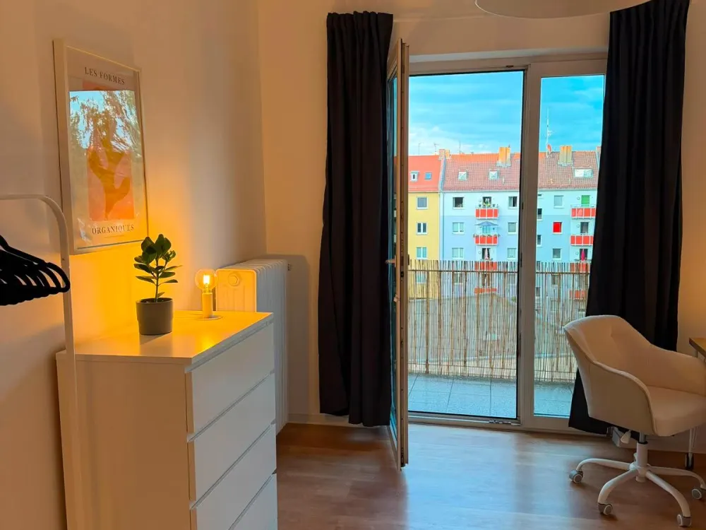 16m2 WG-Zimmer in vollmöblierter 3er-WG in Nürnberg-Südstadt