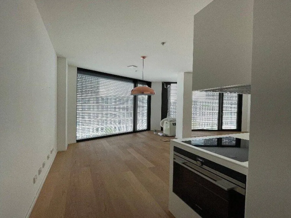 FRIENDS-Tower: 1,5-Zimmer-Penthouse-Wohnung mit Dachterrasse und exklusivem Conciergeservice
