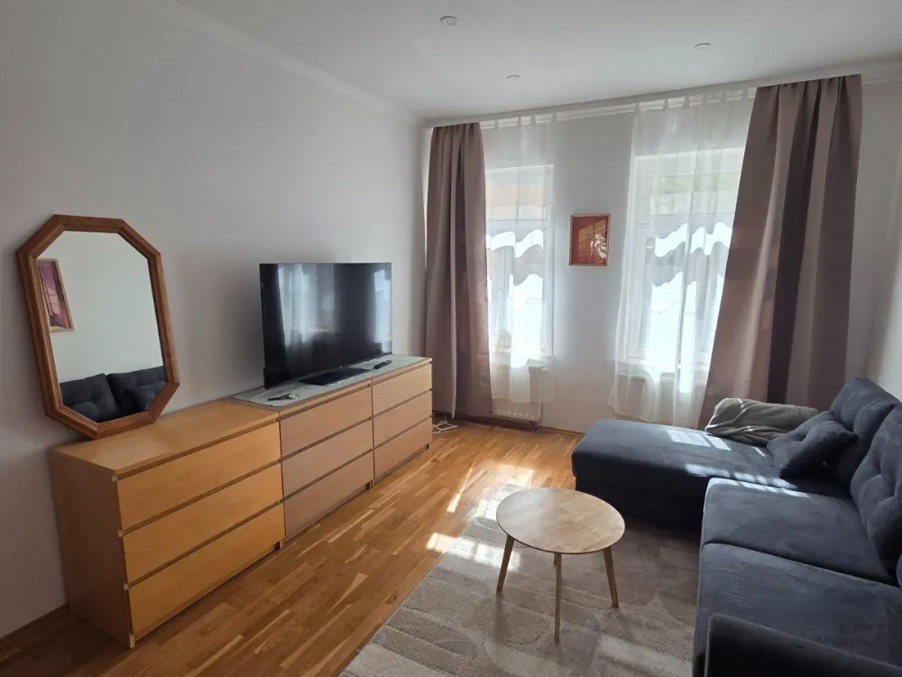 Möblierte 2-Zi Wohnung in Lindenau mit Balkon & Garten -befristet