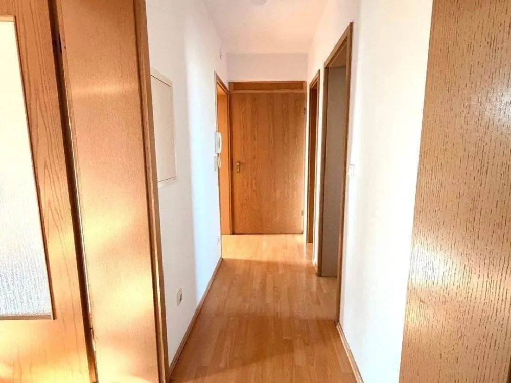 gepflegte 2 Zimmer Wohnung im Nibelungenviertel +++ direkt am Nuerbanum +++