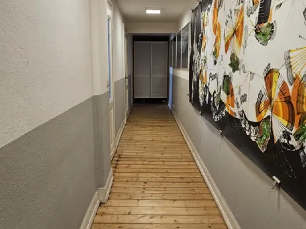 Großzügige Altbauwohnung im Agnesviertel