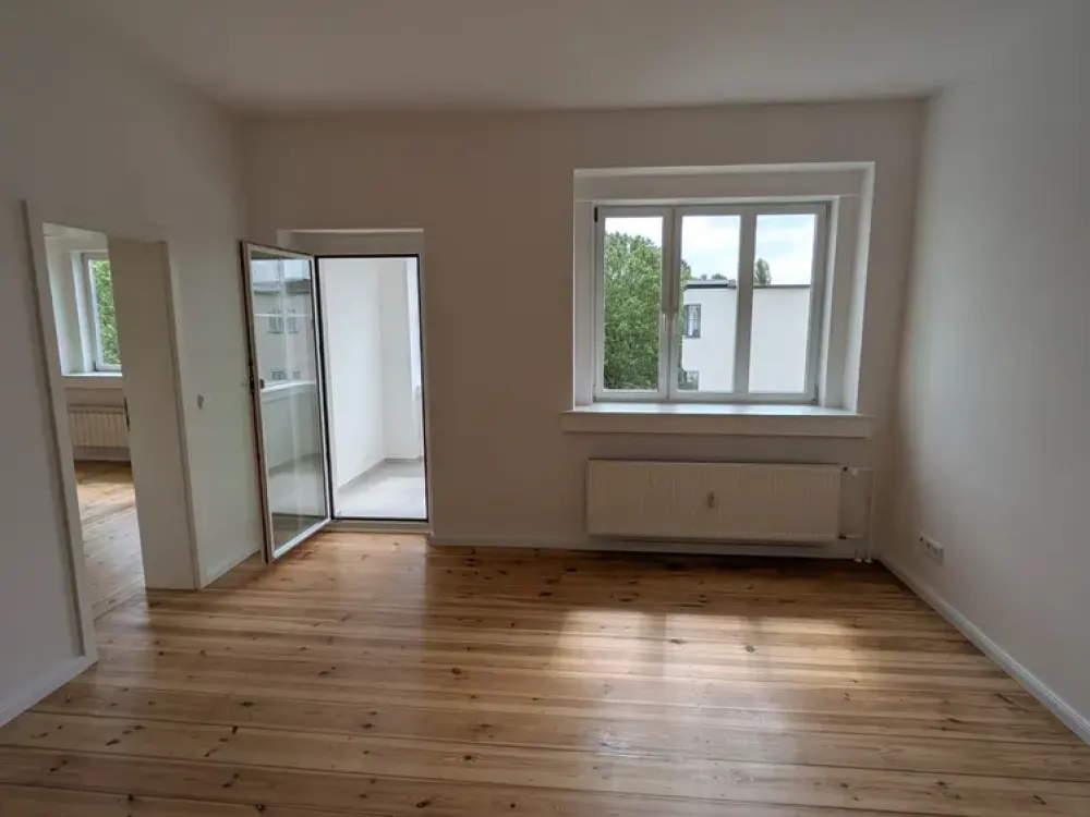 Helle 2 Zimmer Wohnung nahe Kurt-Schumacher-Platz sucht neue Mieter!