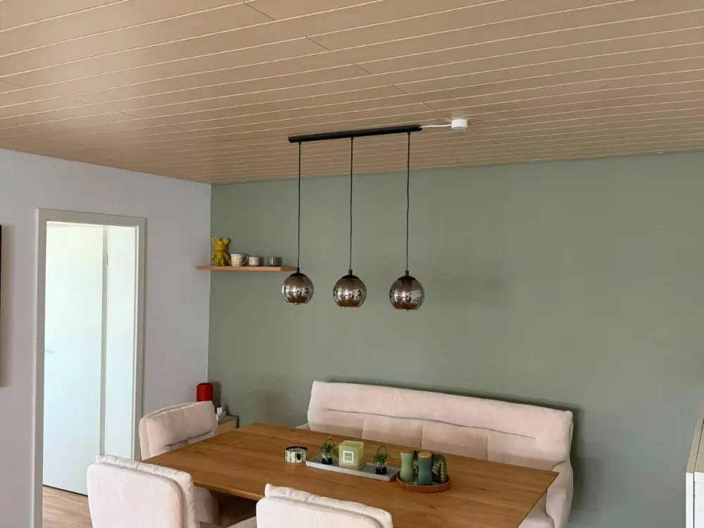 Helle 2-Zimmer-Wohnung mit Terrasse am Feldrand, Neuhausen