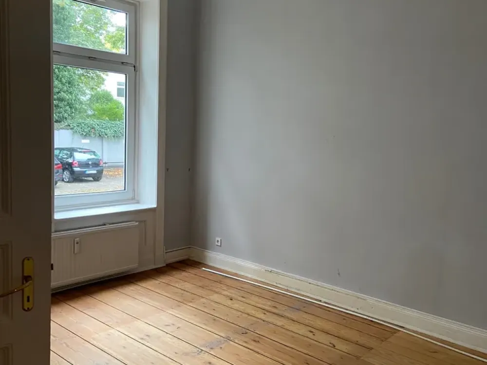 Großzügige 4 Zimmer Wohnung mit EBK in Rotherbaum, Hamburg - BAD, WC & KÜCHE IM SOUTERRAIN.