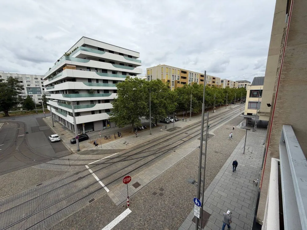 Familienwohnung mit 2 Bädern und 2 Balkonen direkt im Zentrum