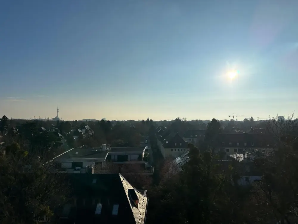 Maisonette-Wohnung nahe Nymphenburger Schloss - provisionsfrei -