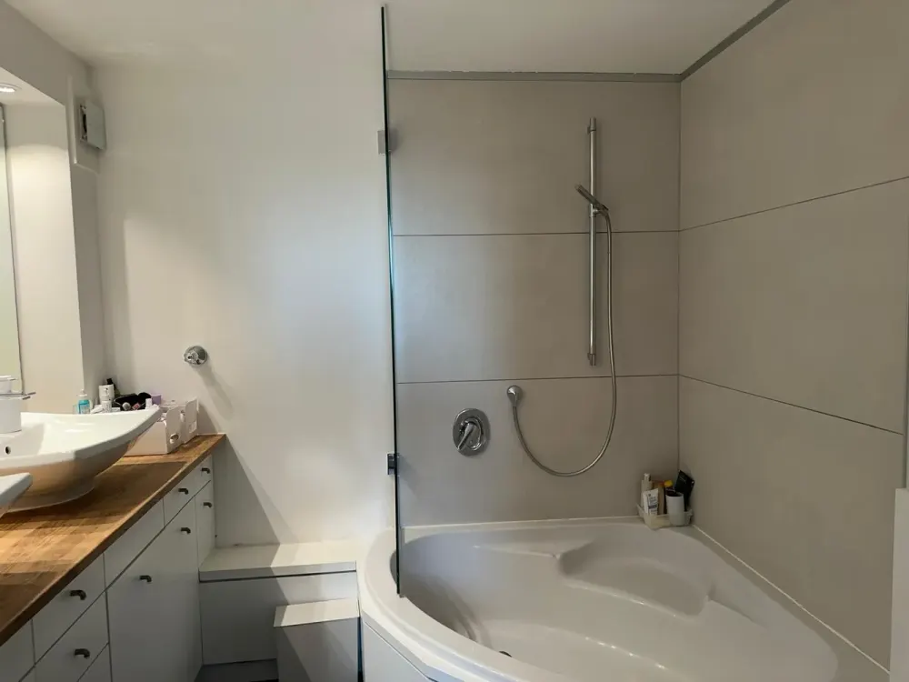 Maisonette-Wohnung nahe Nymphenburger Schloss - provisionsfrei -