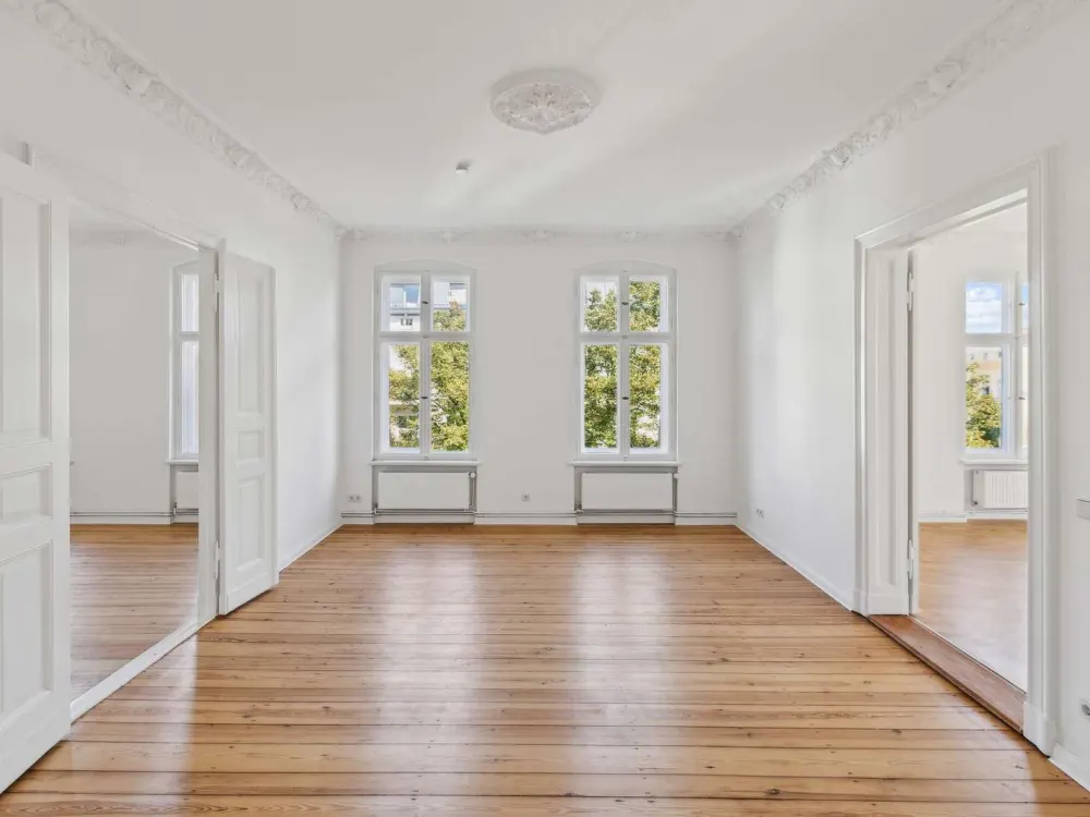 Exklusive Altbauwohnung in Bestlage, modernes Wohngefühl & mietfreie Zeit